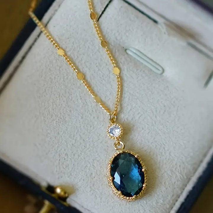 Thessia Lunebray Halskette | Gold
