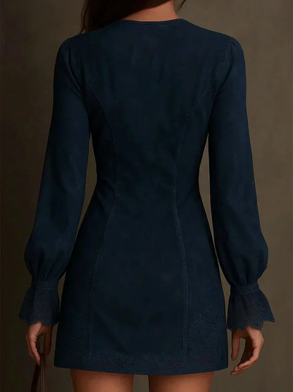 Minikleid mit Spitzendetails - Ansicht 4