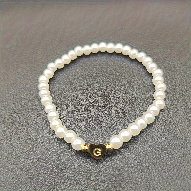 Schickes Armband mit Herzinitial (A–Z)