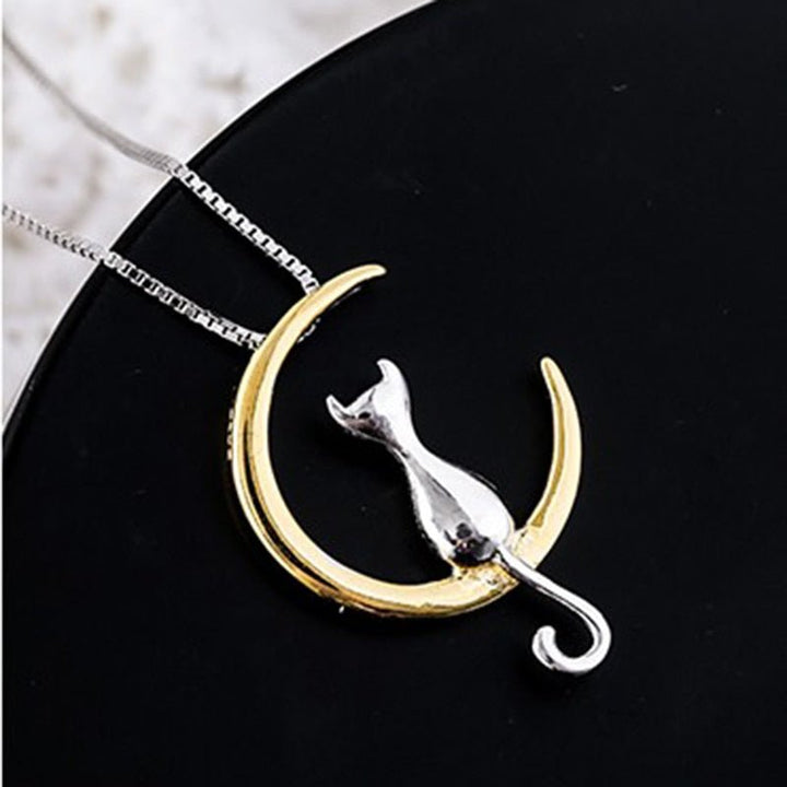 Elegante Halbmond und Katzen Halskette