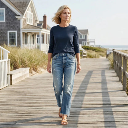 Jeans aus Denim in Blau und Dunkelblau und Grau