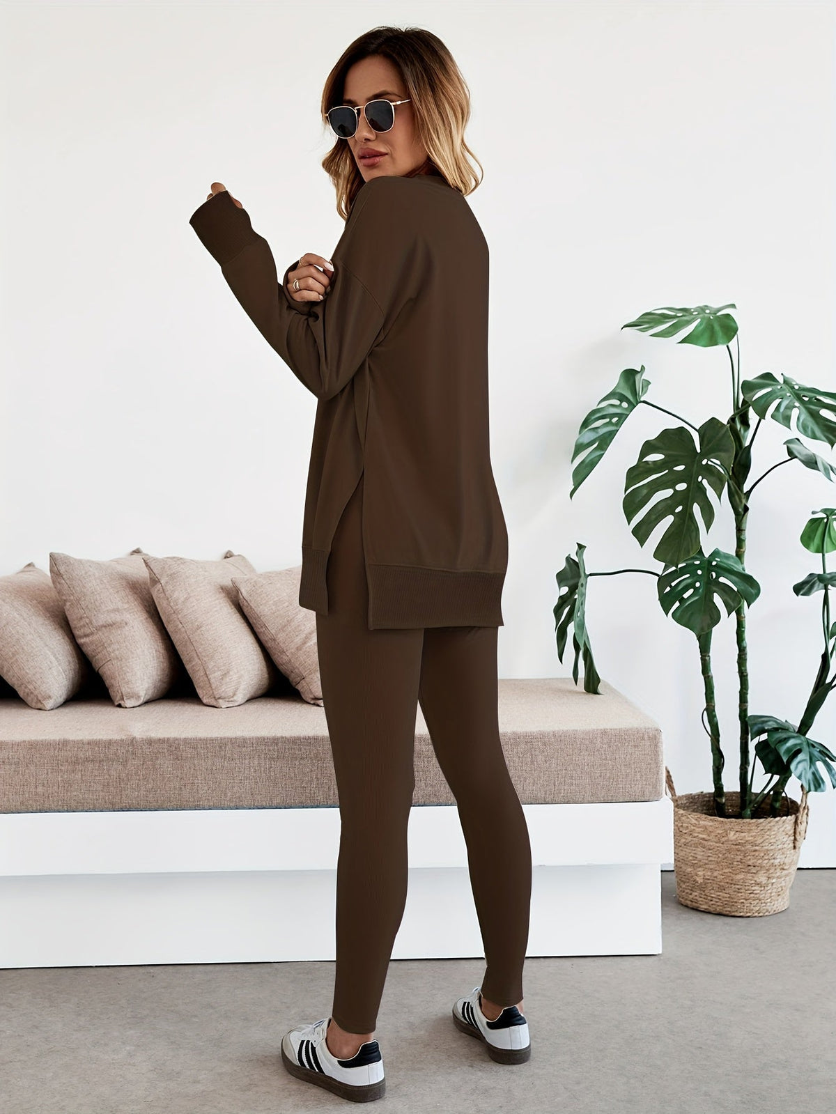 Zweiteiler in Beige und Blau - Ansicht 6