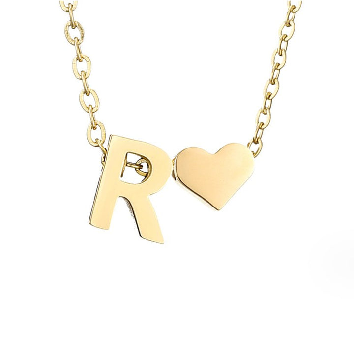 Zeitloses Initial-Halsband mit Herzanhänger