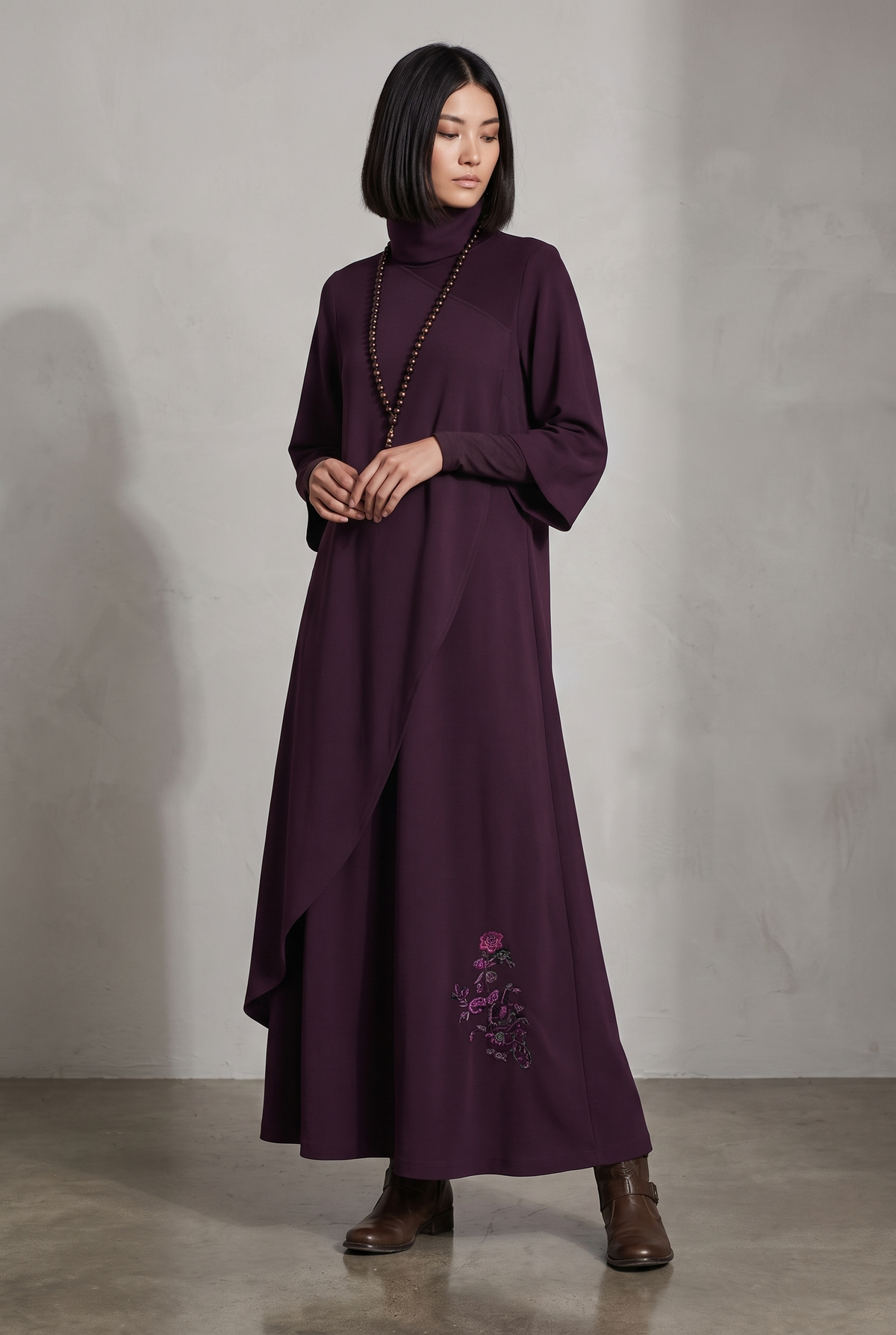 Rollkragenpullover aus Baumwolle mit Rollkragen und Stickerei