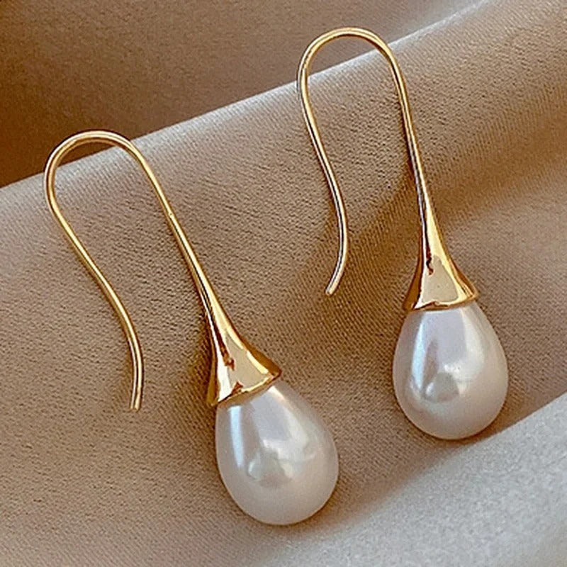 Boucles d'oreilles classiques avec perles Hélèna