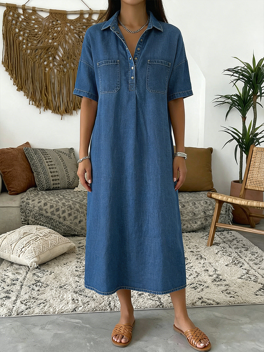 Kleid aus Denim mit Kurzarm in kurzer Form