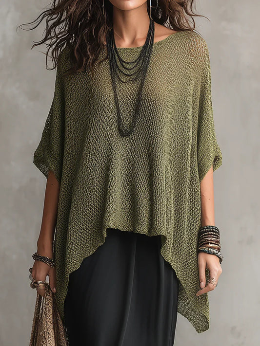 Strickpullover mit asymmetrischem Schnitt und Kurzarm